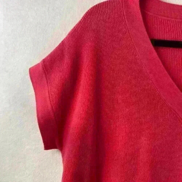 Vila Milanis Women's Hot Pink Short Sleeved V Neck Pullover Sweater Size Large - Picture 5 of 9